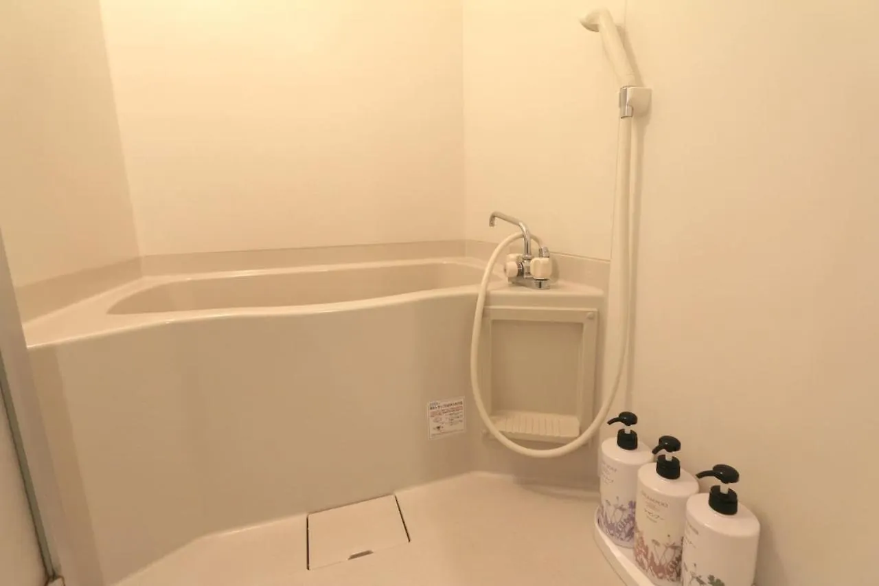 Nm52 Liz Osaka Castle Apartment 0*,  Japan